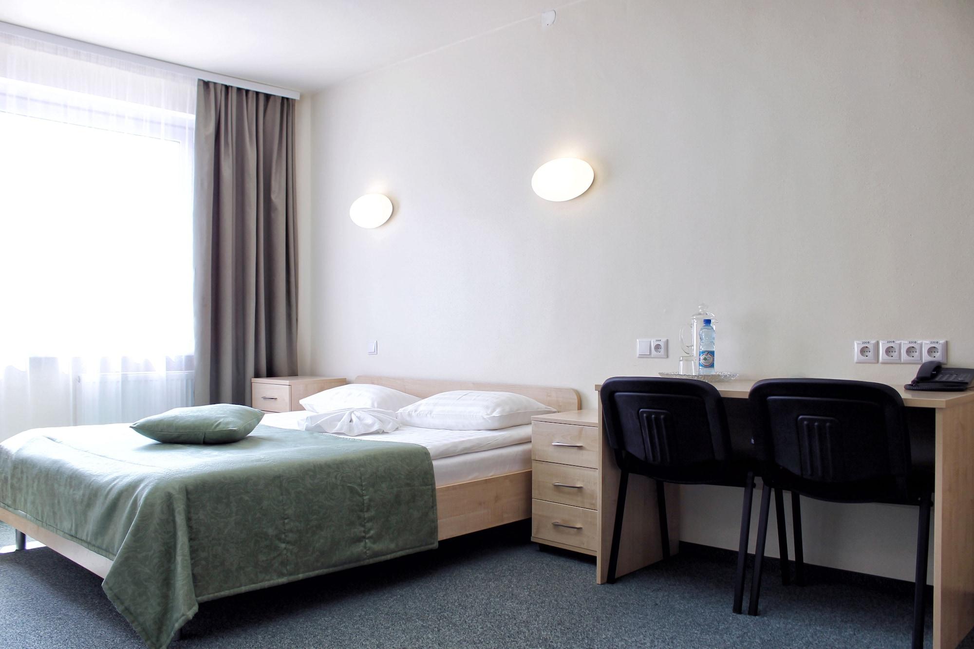 Sport Time Hotel Minsk Esterno foto