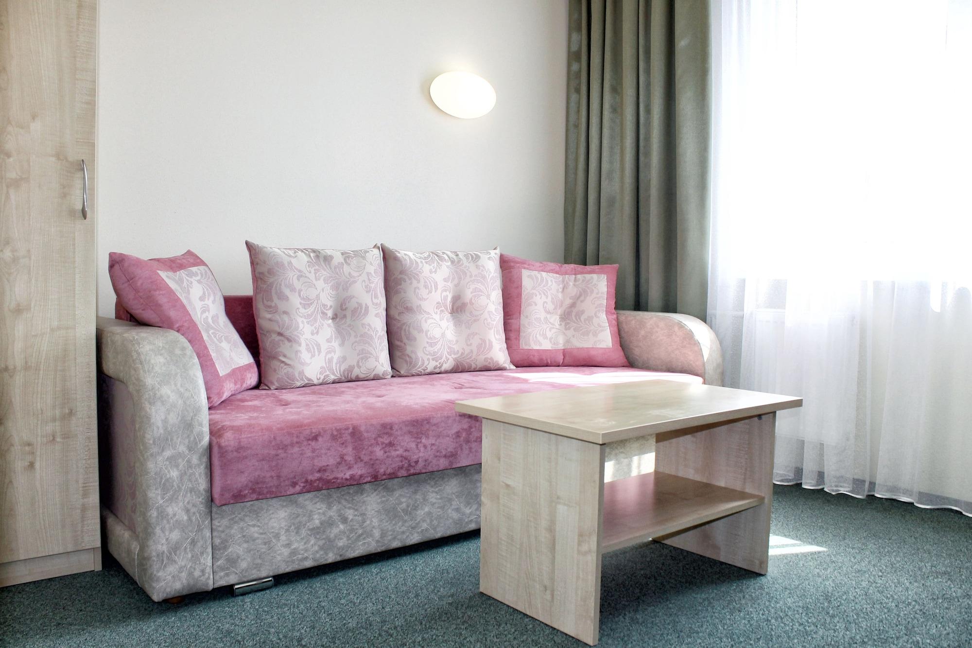 Sport Time Hotel Minsk Esterno foto