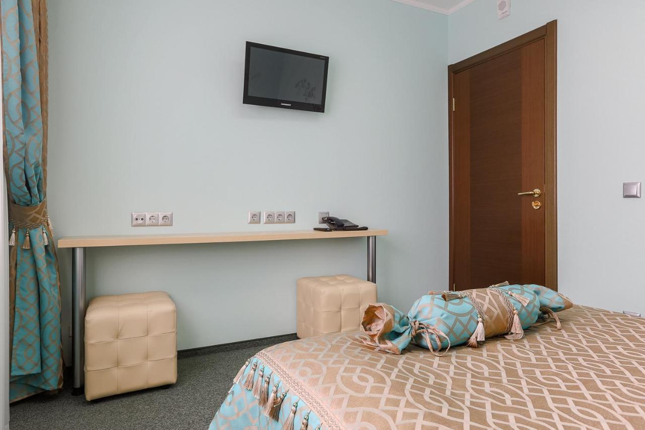 Sport Time Hotel Minsk Esterno foto