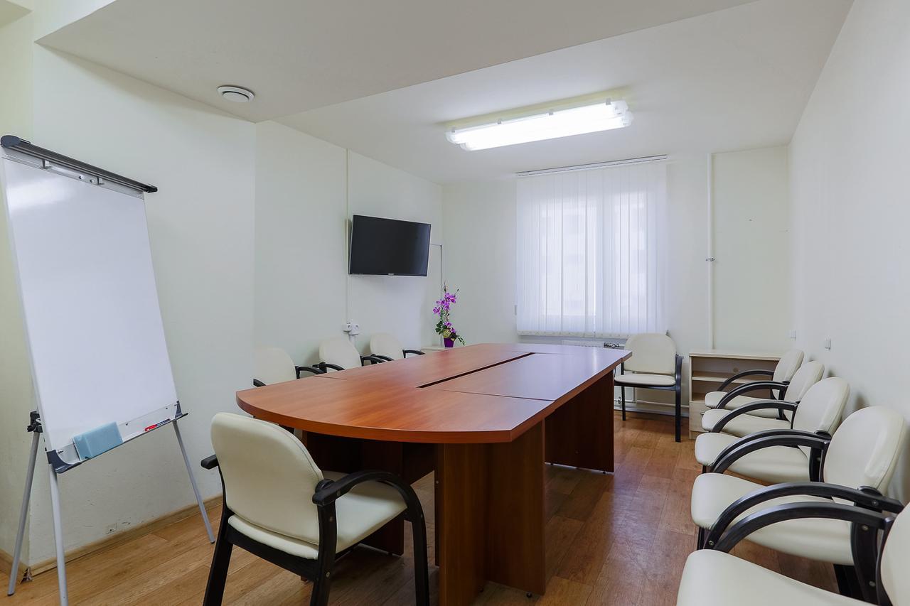 Sport Time Hotel Minsk Esterno foto