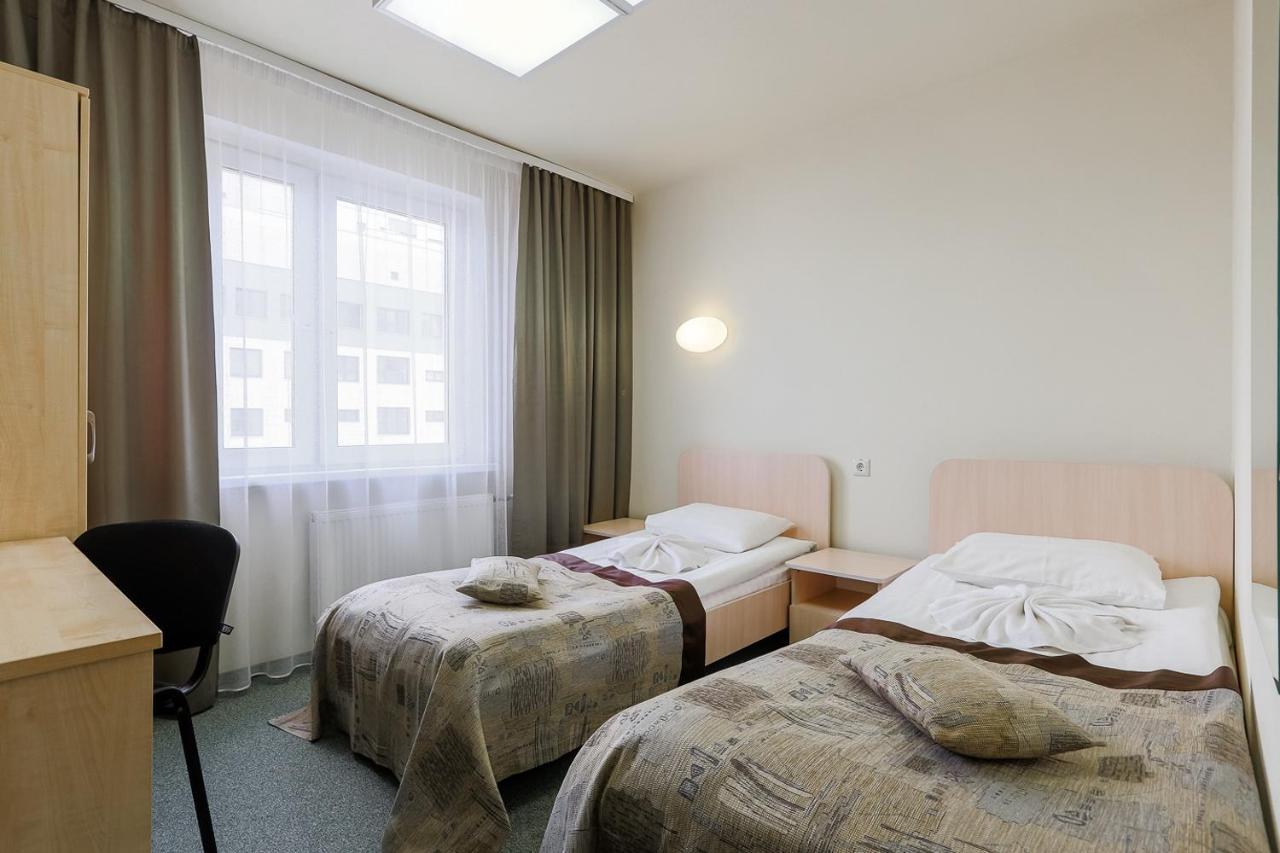 Sport Time Hotel Minsk Esterno foto